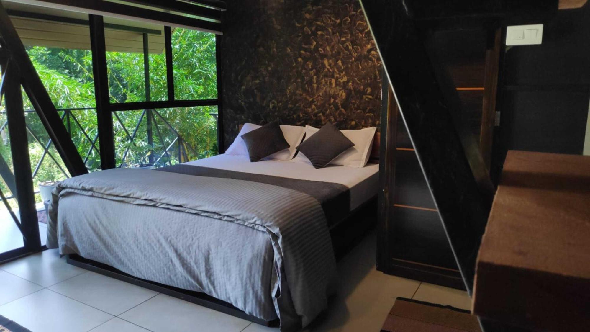 Wetlands Wayanad Pool Resort With Natural Waterfalls Padinjarathara Exterior photo